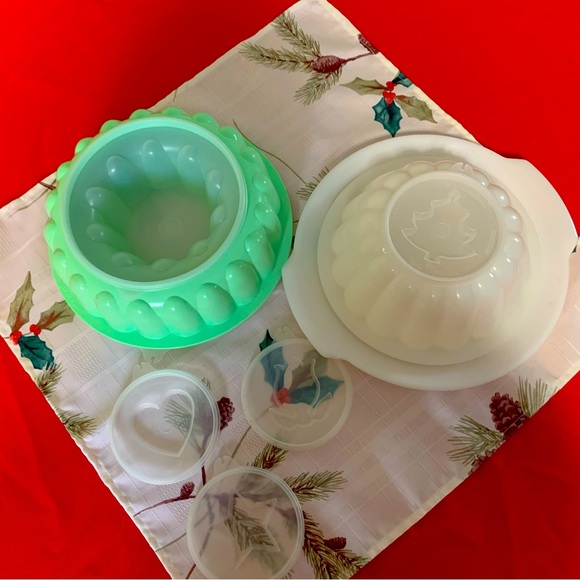 Vintage Tupperware Jello Molds - Picture 2 of 8
